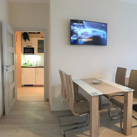 Agnes Apartament *